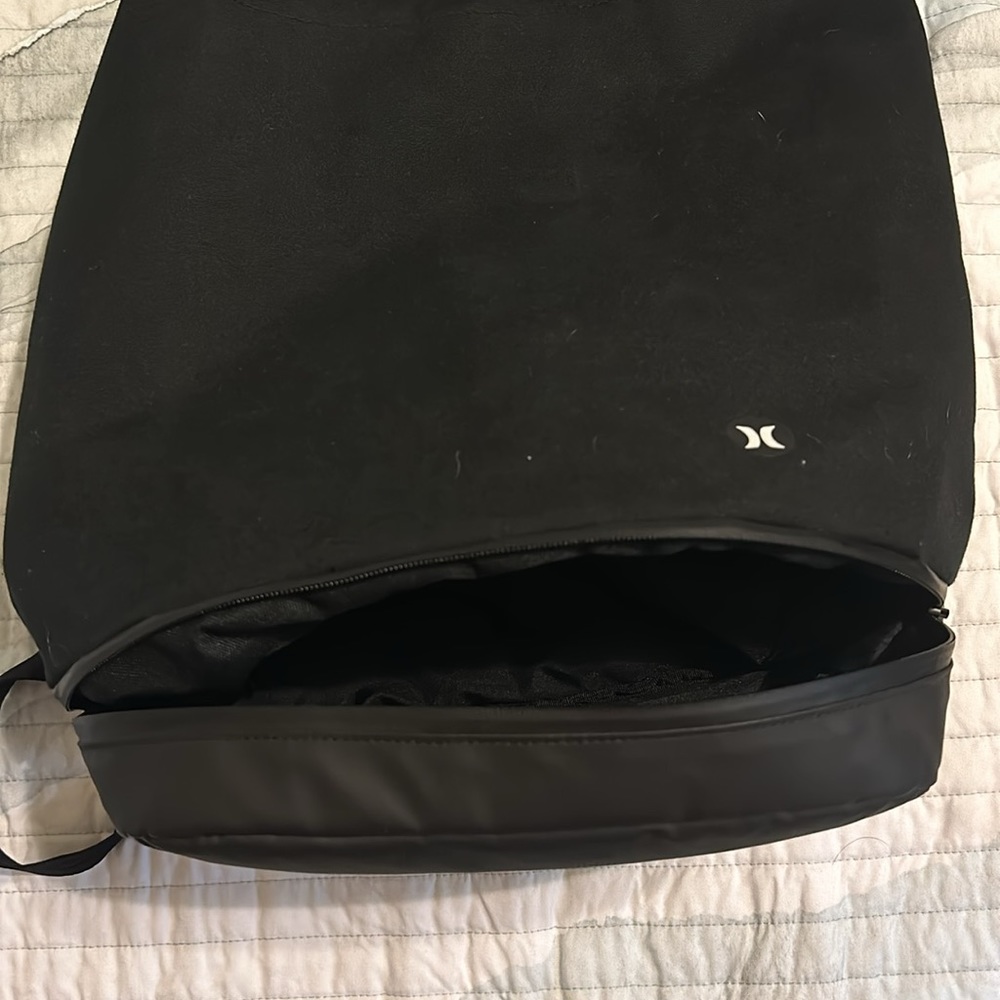 Hurley Bucket Backpack - image 8